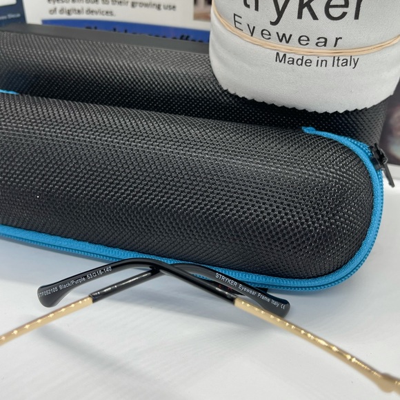 New Stryker Computer Black/Gold STF52105. 53-18 - Picture 7 of 7